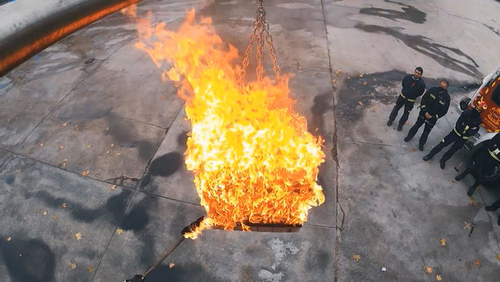 Caja en llamas con Jorge Blas / Telemadrid