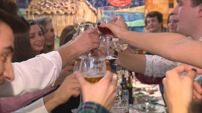 Consejos para disfrutar con seguridad de la cena de Nochebuena y la comida de Navidad