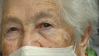 La historia de Chari, una voluntaria de 92 años que cocina menús solidarios