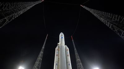 Sigue directo el lanzamiento del telescopio James Webb, el más grande jamás enviado al espacio