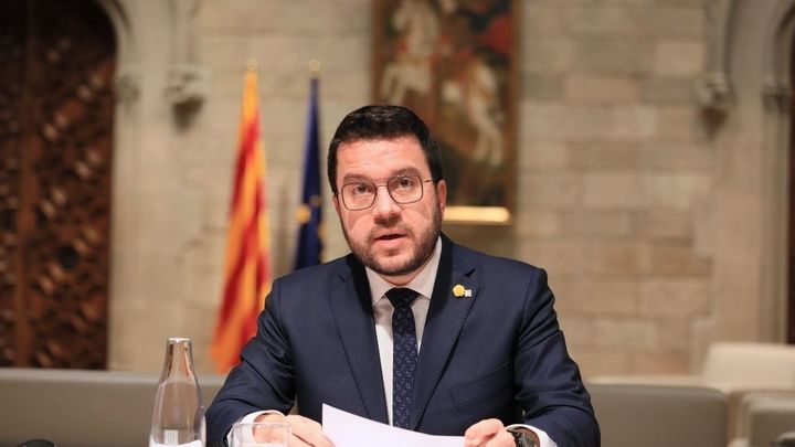 Aragonès reivindica su republicanismo frente al "discurso vacío" de Felipe VI