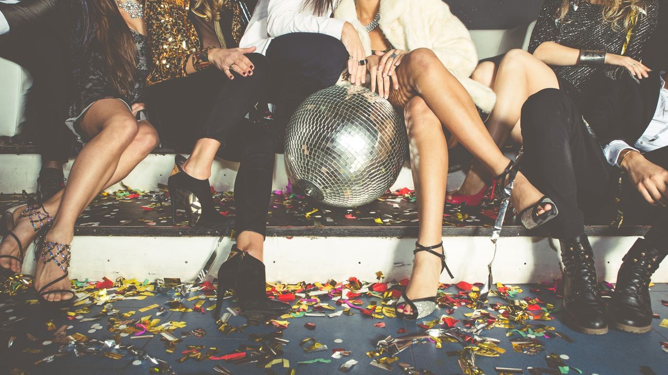 Ayuso confirma que las macrofiestas no tendrán autorización para Nochevieja