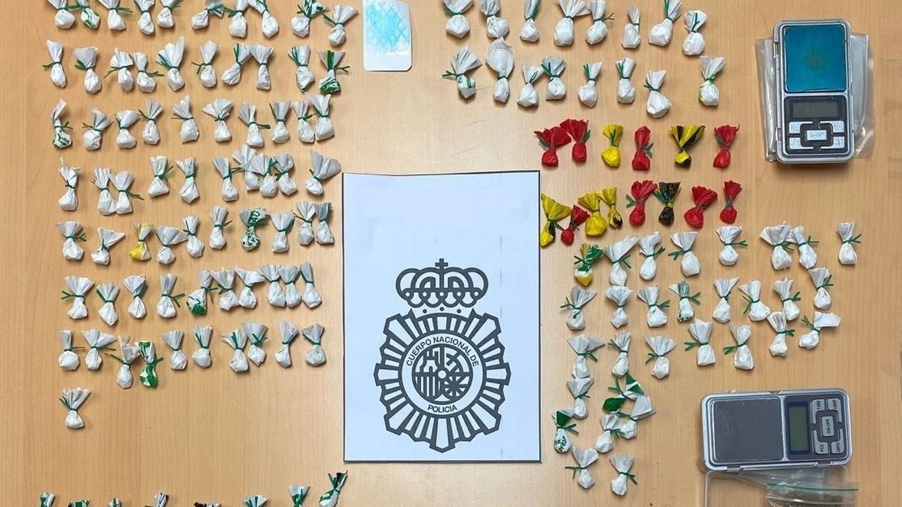 Detenido un matrimonio que regentaba un narcopiso en Latina y vendía droga con sus hijos presentes