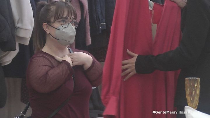 Ana tiene acondroplasia y no le quieren vender un vestido para no "desprestigiar la marca"