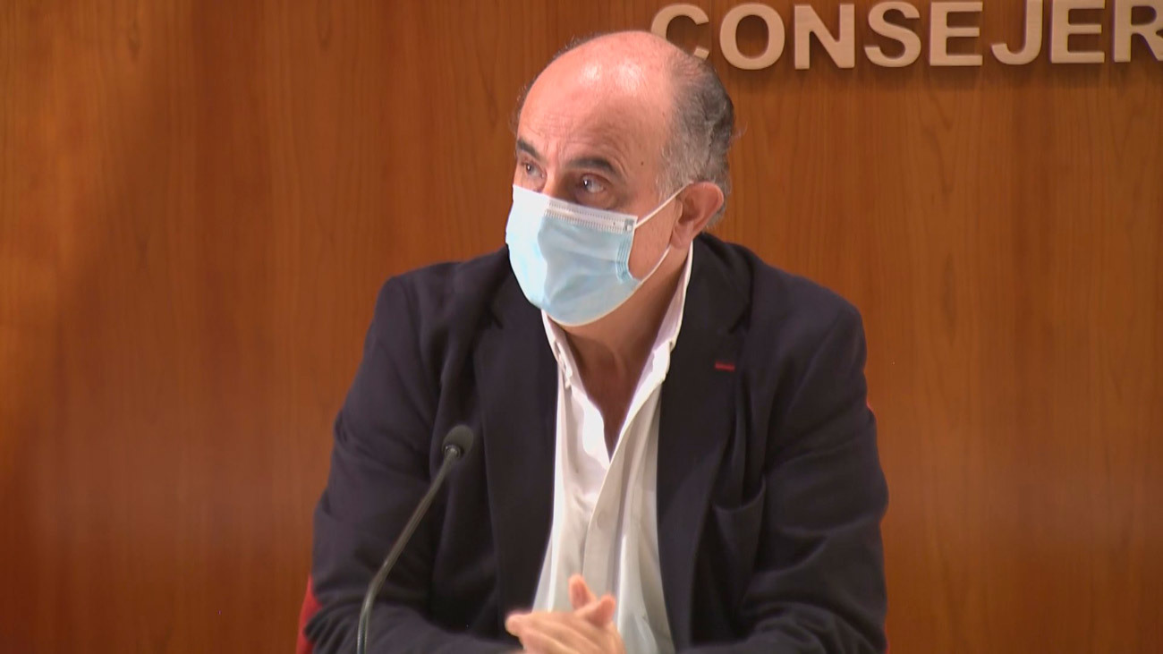 Antonio Zapatero, viceconsejero de Salud Pública en rueda de prensa de la  Consejería de Sanidad