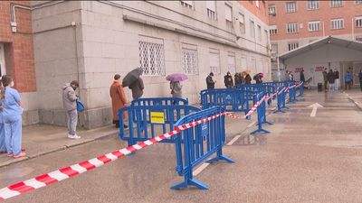 Los distritos de Chamberí, Salamanca  y Centro encabezan la incidencia acumulada por Covid en la región