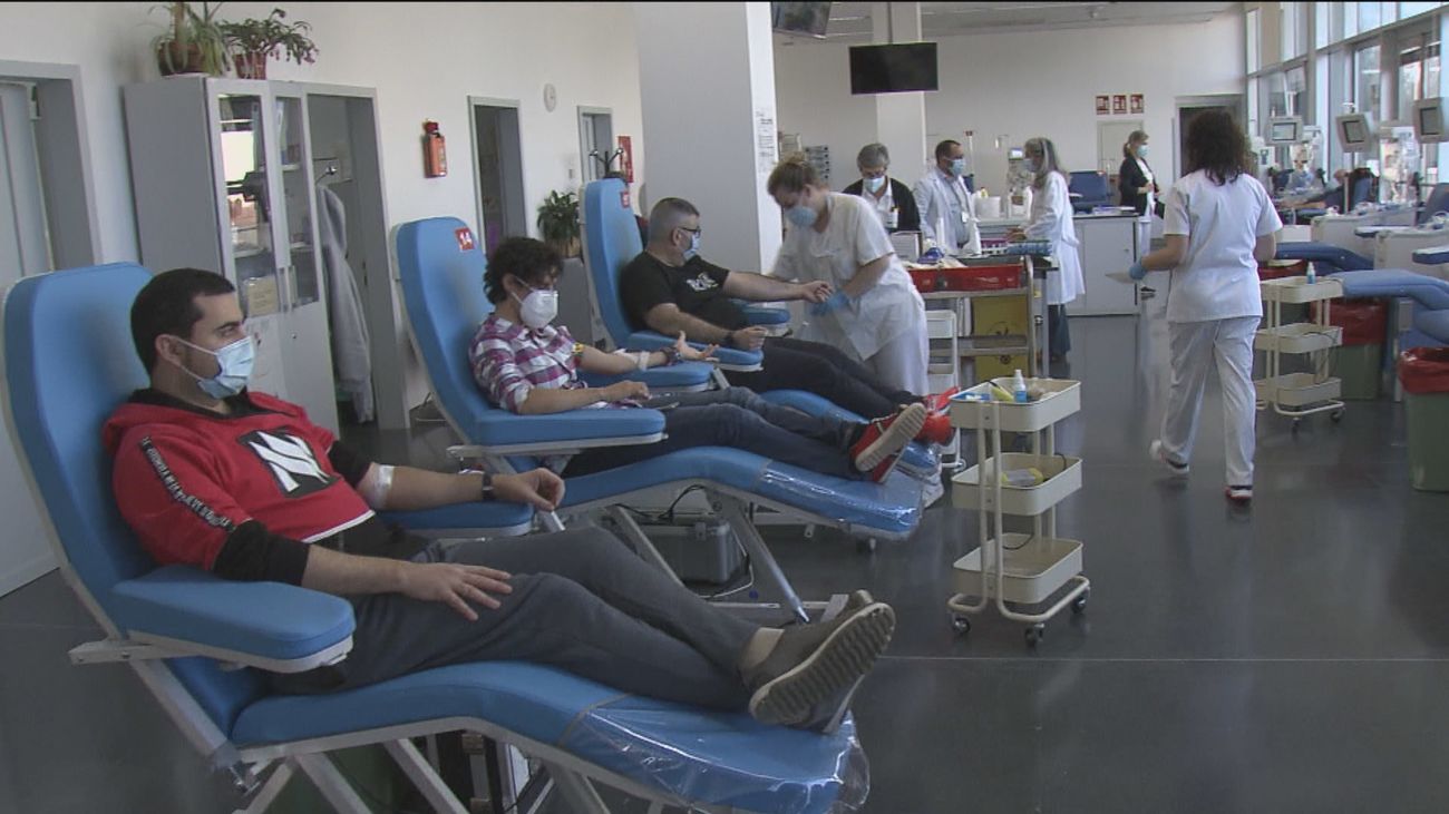 Maratón de donación de sangre en Valdebernardo  y en la sede de Cruz Roja