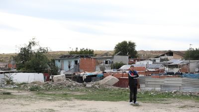 Boa Mistura y vecinos de la Cañada Real encenderán este miércoles guirnaldas solares para reclamar la vuelta de la luz