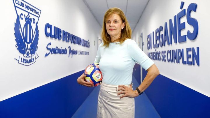 Victoria Pavón: "Jamás hubiéramos imaginado llegar a la élite del fútbol español"