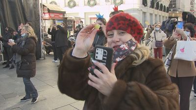 Unas 5.000 personas ya celebraron las uvas en Sol, en el simulacro de Nochevieja en Madrid