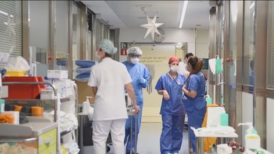 El alza de ingresos por Covid empaña el freno de contagios en muchas comunidades