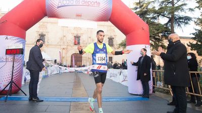 Gran éxito de la VI edición de la San Silvestre alcalaína