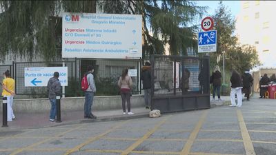Aumenta la afluencia en los hospitales de Madrid para hacerse test gratuitos tras la Nochevieja
