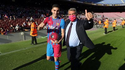 Laporta: "El Barça ha vuelto al mercado, el resurgimiento es una realidad"