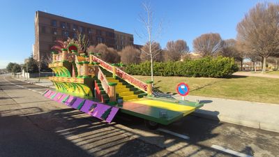 Carabanchel ayuda a los Reyes Magos a preparar su cabalgata
