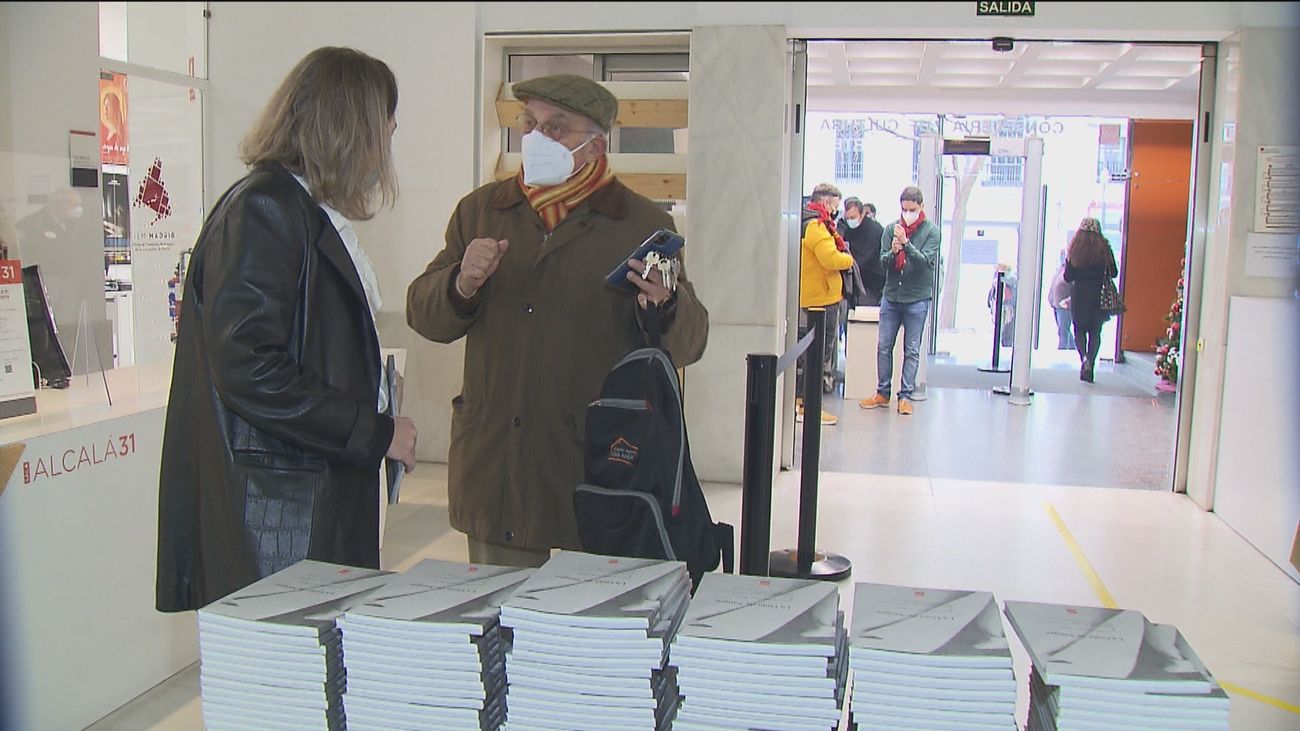 La Comunidad de Madrid anima a leer a Pardo Bazán regalando ejemplares de 'La gota de sangre'