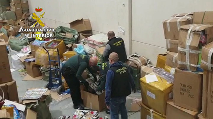 Incautación de juguetes falsificados en Pinto / GUARDIA CIVIL