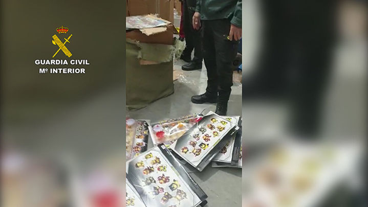 Incautación de juguetes falsificados en Pinto / GUARDIA CIVIL
