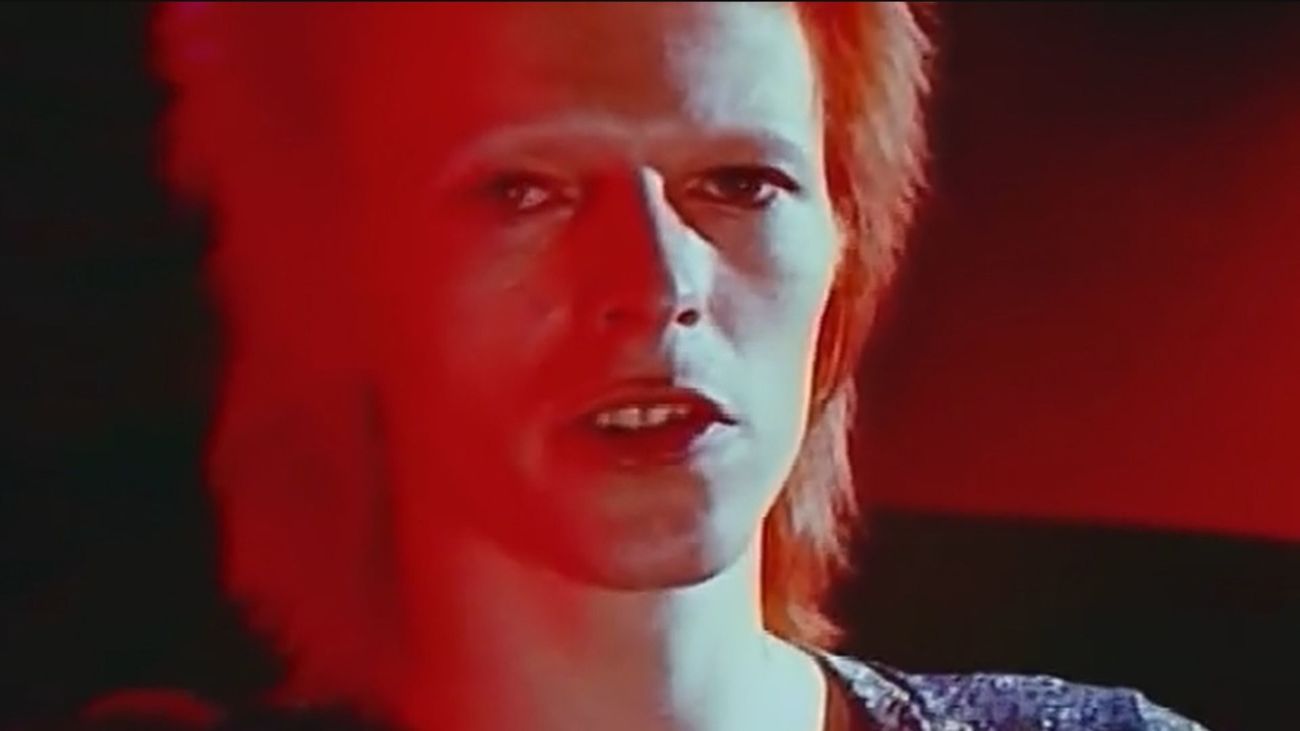 Los herederos de Bowie venden a Warner todas sus canciones por 220 millones