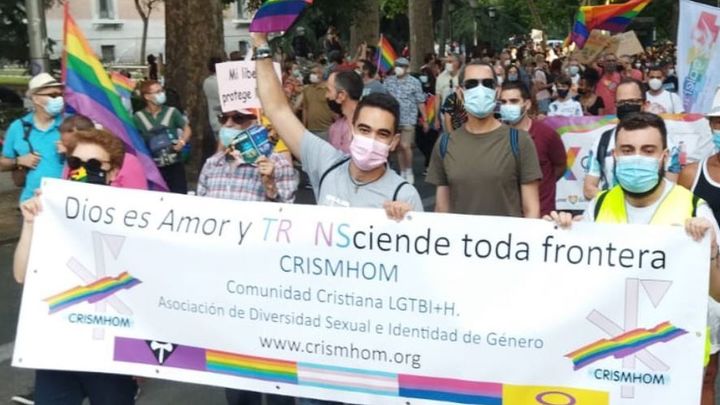 Crismhom, una comunidad cristiana LGTBI+H en pleno Chueca