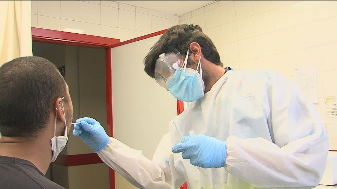 La Comunidad de Madrid notifica de 18.628 nuevos casos positivos y 32 fallecimientos