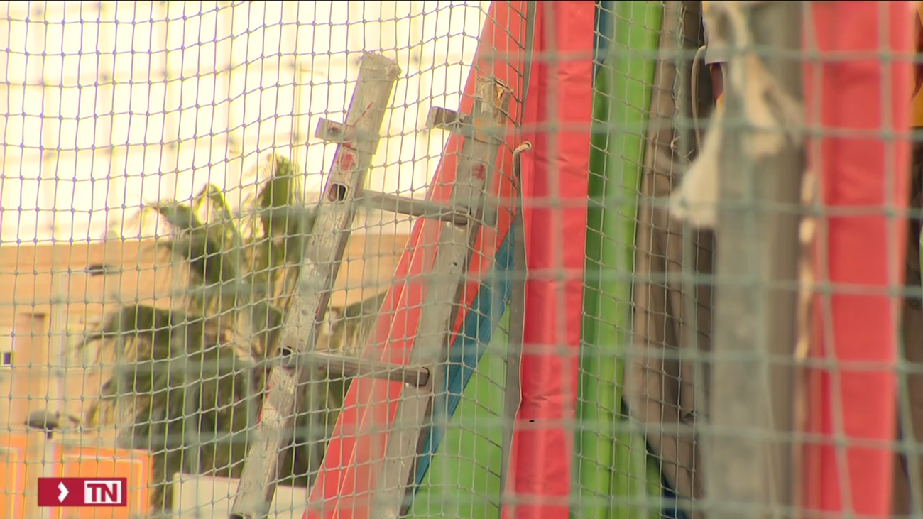 Muere una niña de 8 años por el accidente del castillo hinchable que se levantó por el viento en Valencia