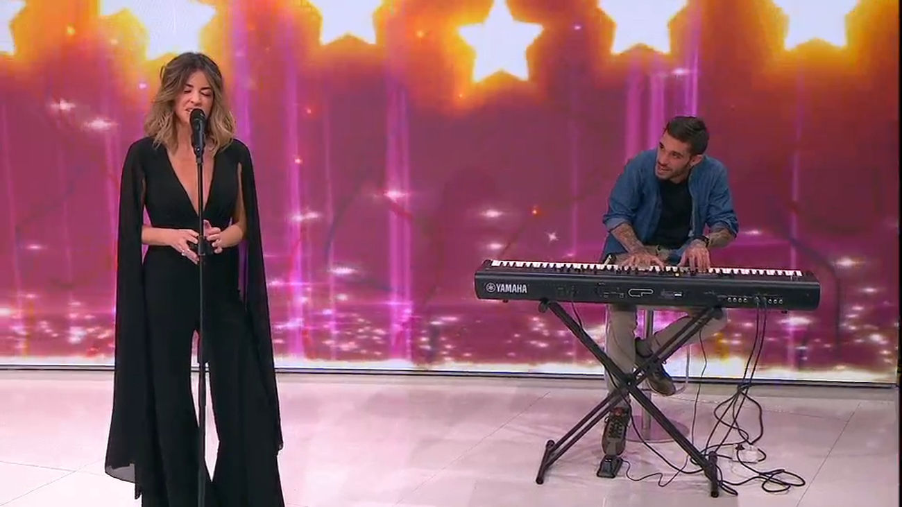 Sofía Ellar y Víctor Elías versionan "Last Christmas"