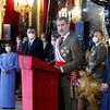 El Rey elogia el esfuerzo de las Fuerzas Armadas y honra la memoria y la dignidad de las víctimas de ETA