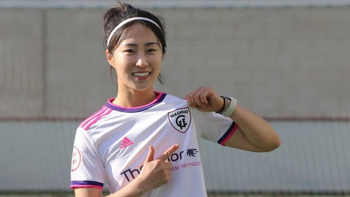 El Madrid CFF se refuerza con la coreana Young-Ju Lee