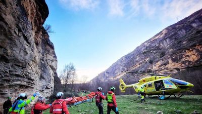 Rescatada por el GERA una escaladora de 28 años en el Pontón de la Oliva, Patones