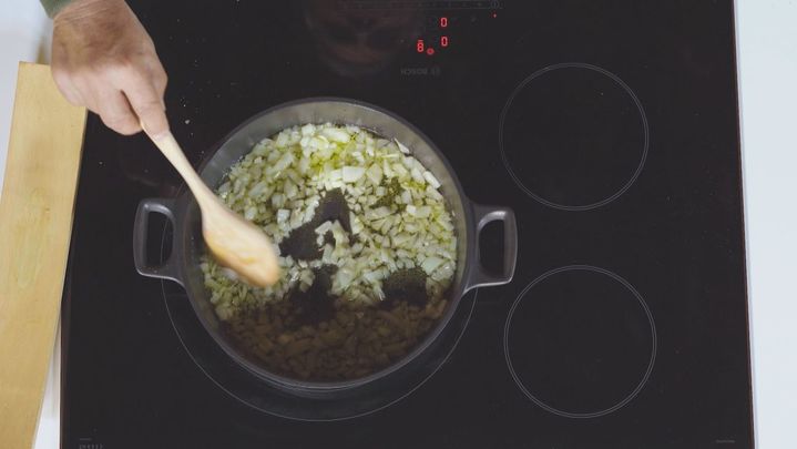 Receta de albóndigas en salsa de cebolla