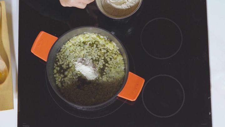 Receta de albóndigas en salsa de cebolla