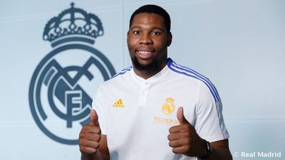 Yabusele renueva con el Madrid tres temporadas más