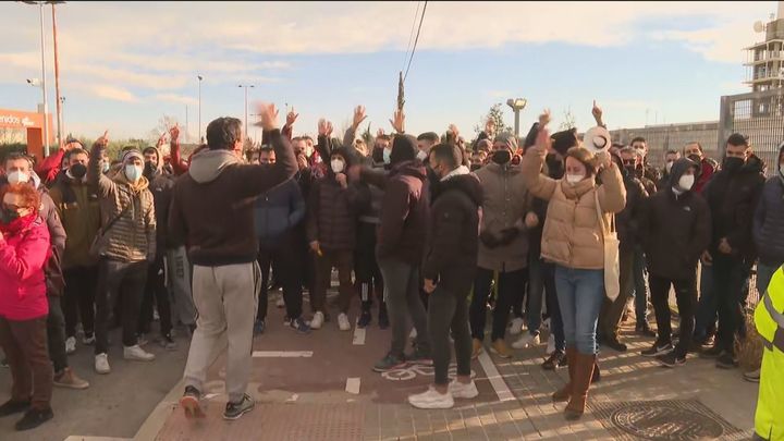 Aspirantes a bomberos de la Comunidad de Madrid exigen nueva fecha para el último examen que fue aplazado