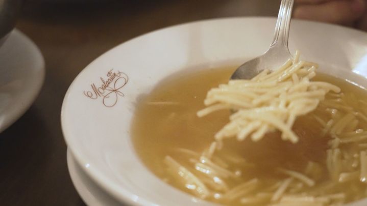 ¿Qué ingredientes lleva el famoso cocido madrileño del Malacatín?