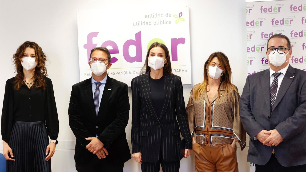 La reina Letizia conoce los nuevos planes para frenar las enfermedades raras