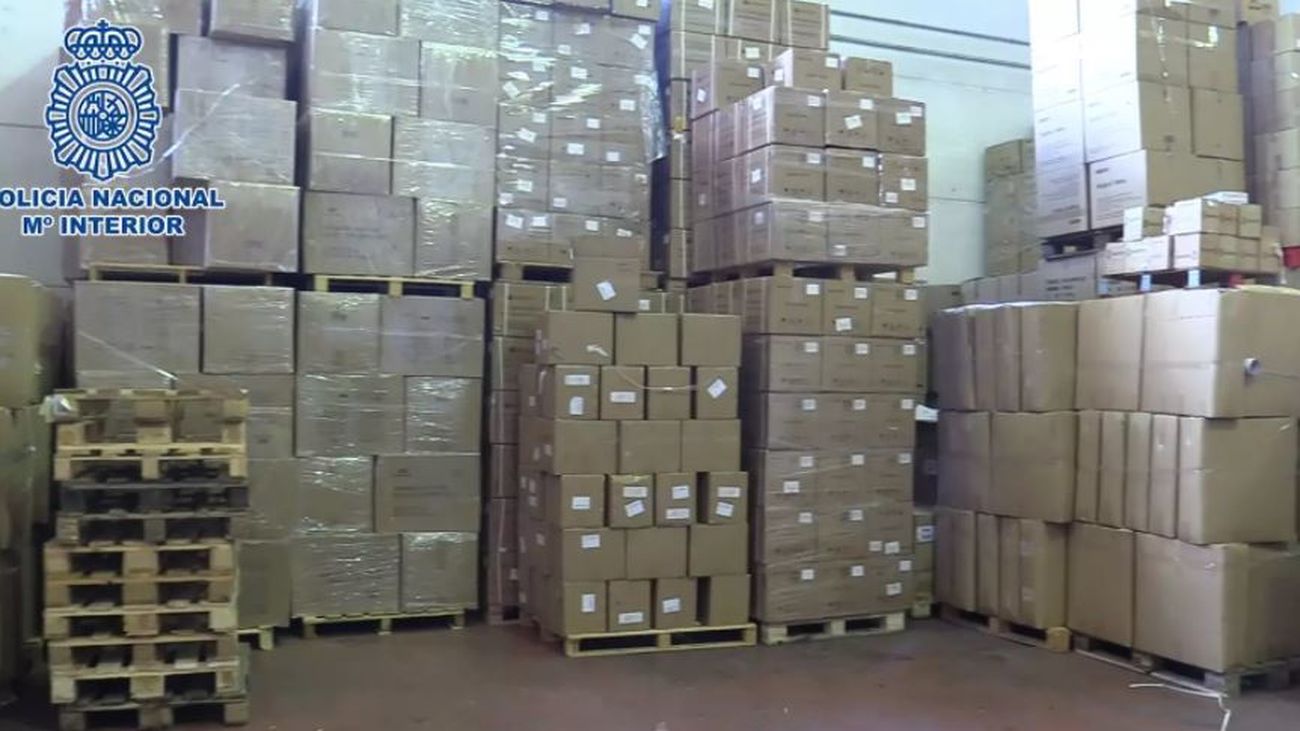 Confiscan en Cobo Calleja y Pinto más de 180.000 test de antígenos sin los permisos oportunos