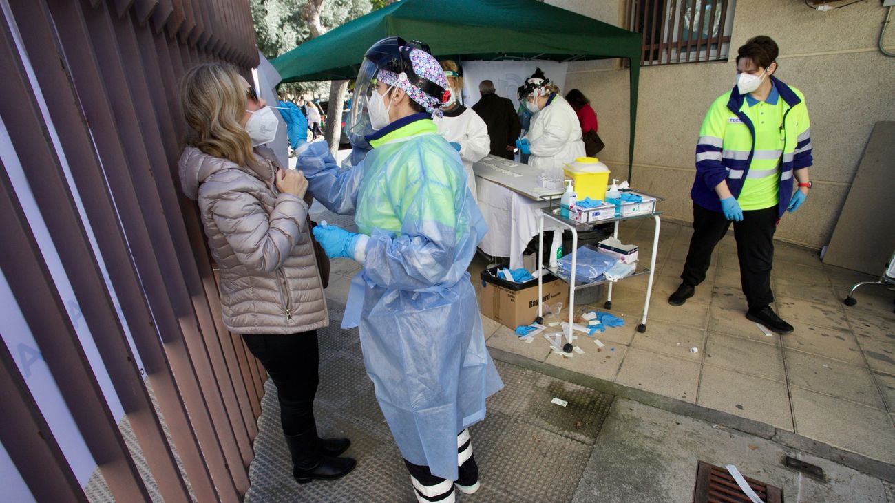 La OMS advierte de que Ómicron podría no ser la última variante Covid