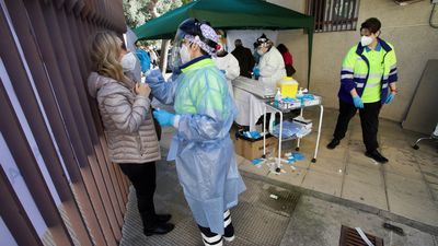 La OMS advierte de que Ómicron podría no ser la última variante Covid