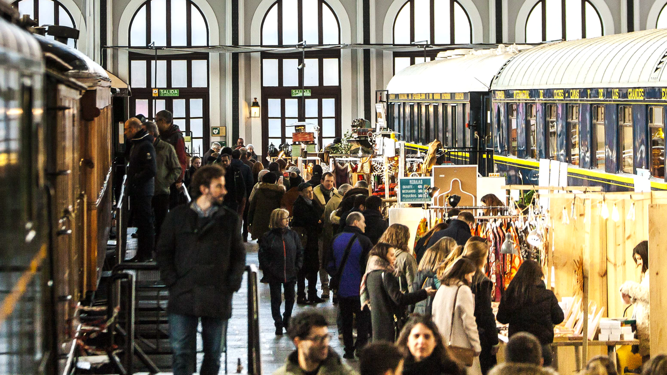 Mercado de Motores, un contacto directo con artesanos rodeado de ferrocarriles