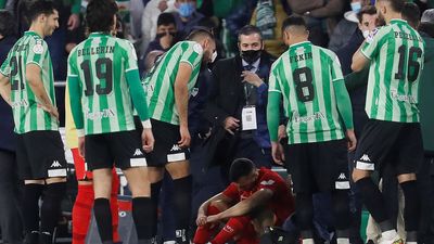 ¿Qué paso en el derbi de la Copa del Rey entre el Betis y el Sevilla?
