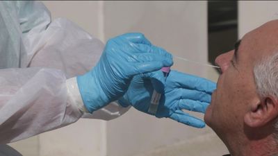 España suma 331.467 contagios y 234 muertes por Covid durante el fin de semana