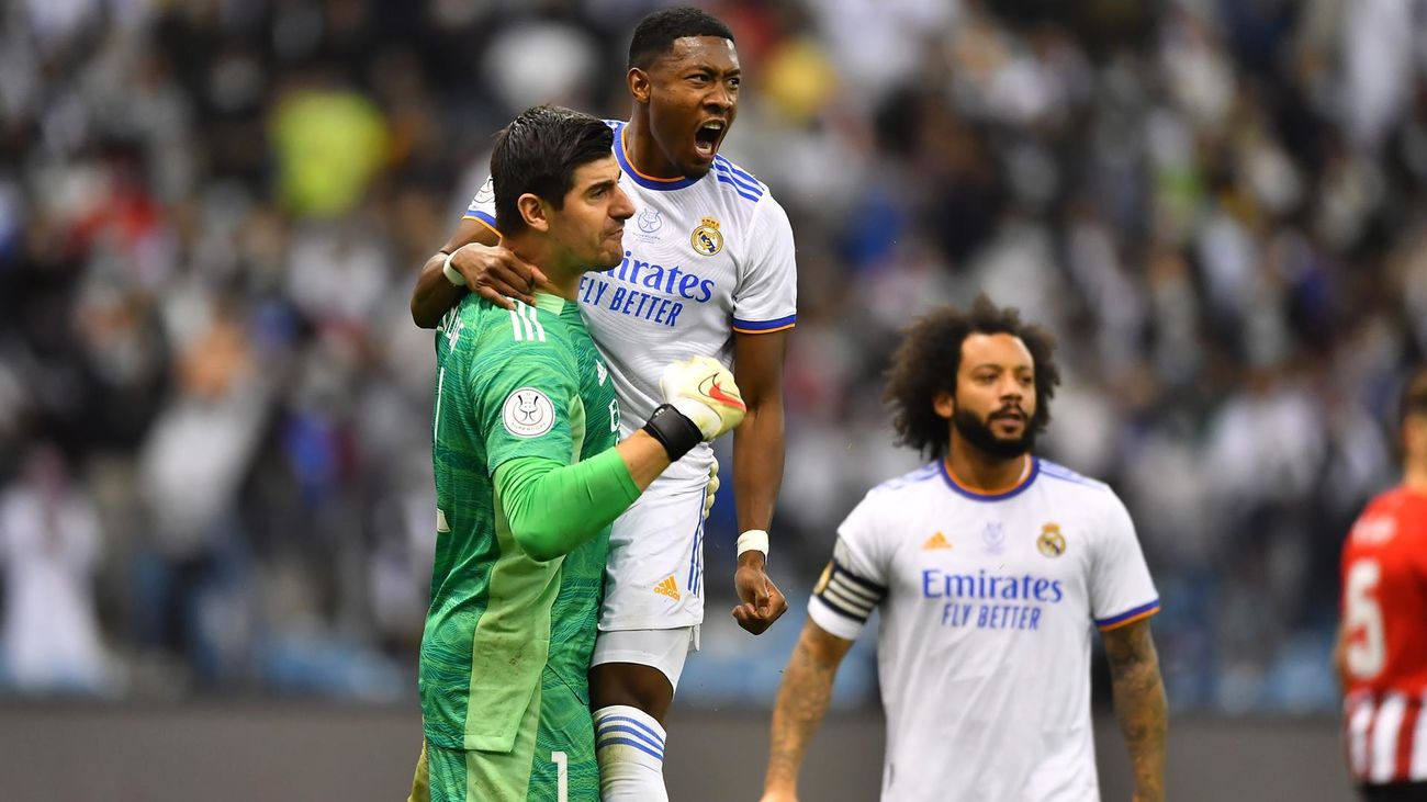 Courtois: "Estamos felices con esta copa, a ver si vienen más"