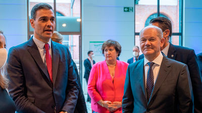 Sánchez se reúne en Madrid con el nuevo canciller alemán Olaf Scholz