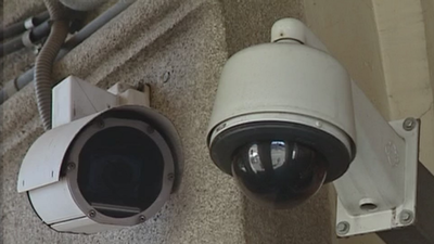 Madrid instalará cámaras en puntos calientes de actuación de bandas en Ciudad Lineal y Latina