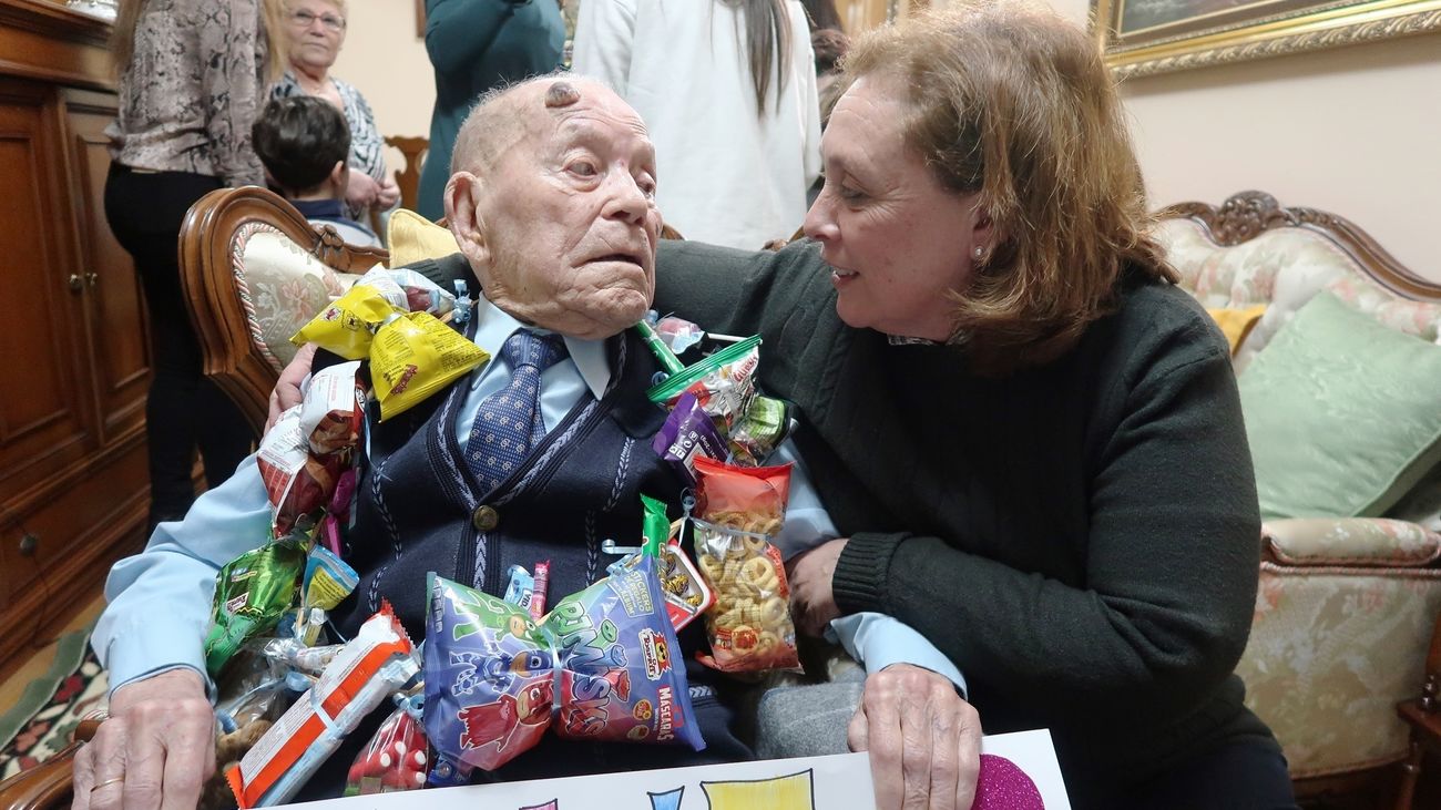 Saturnino de la Fuente en al celebración de uno de sus muchos cumpleaños