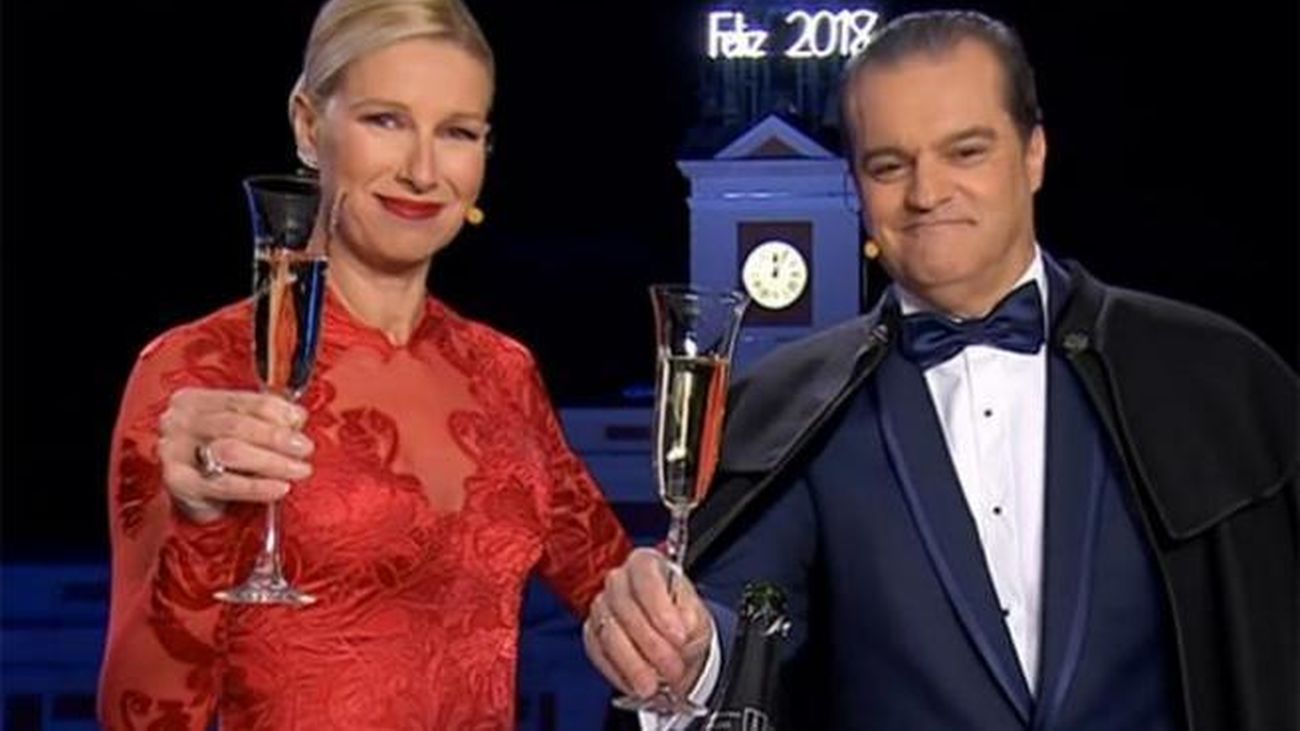 Quién es el Rey de las Campanadas, ¿Anne Igartiburu o Ramón García?