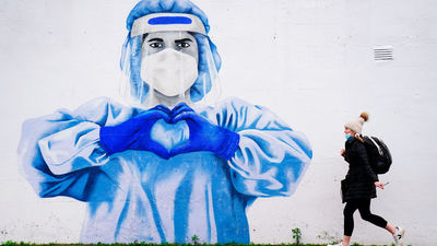 López Acuña alerta sobre la desescalada prematura de la sexta ola: “Es muy preocupante el número de defunciones"