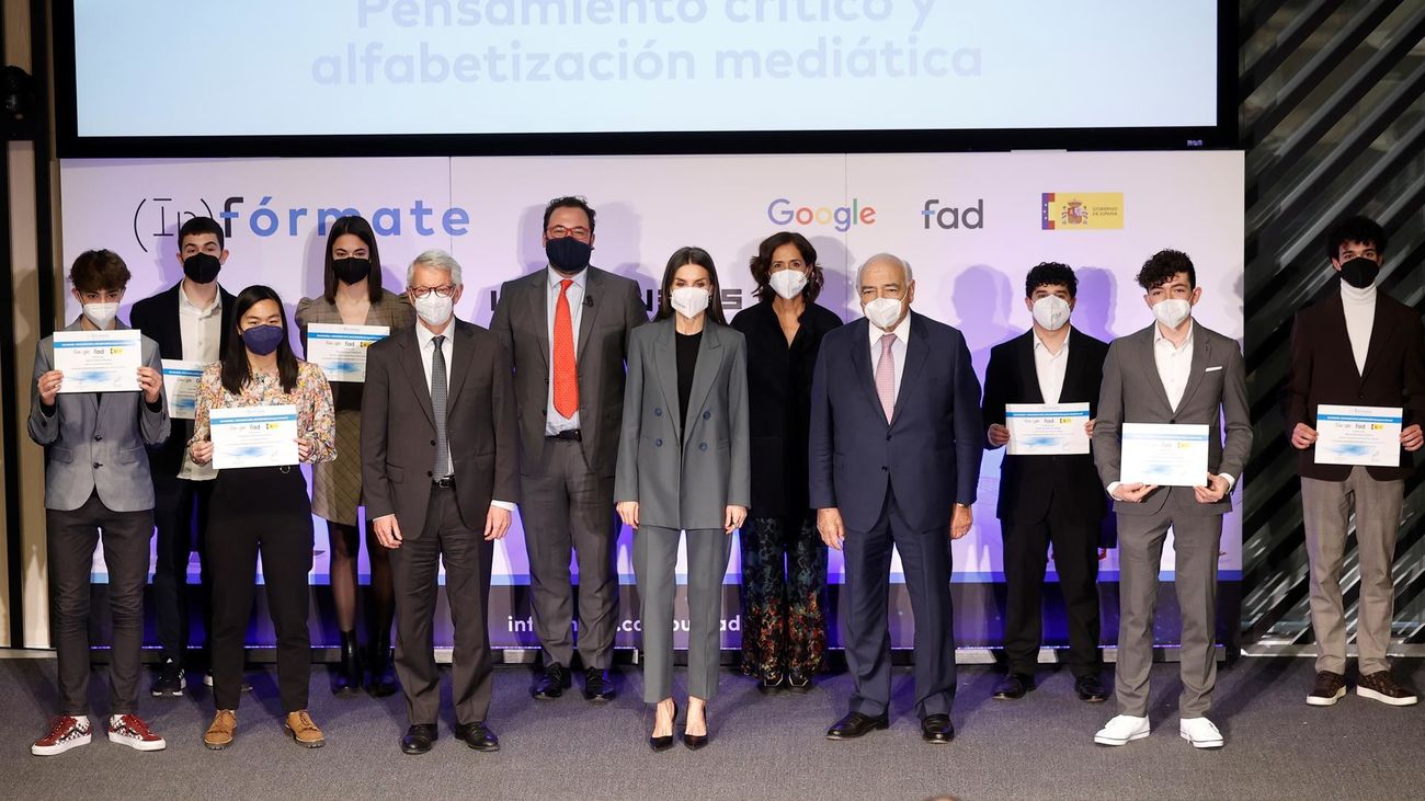 La reina Letizia preside una reunión de trabajo en la FAD