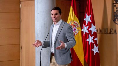 Lobato: “No me parece lógico que el independentismo pida centralizar y el Partido Popular pida independencia de cada Comunidad”